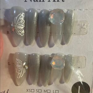 Gray Butterfly Nail Art Set